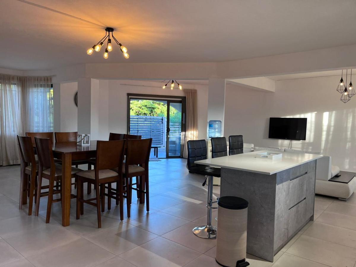 Seasons Break Apartment Pereybere بيريبير المظهر الخارجي الصورة